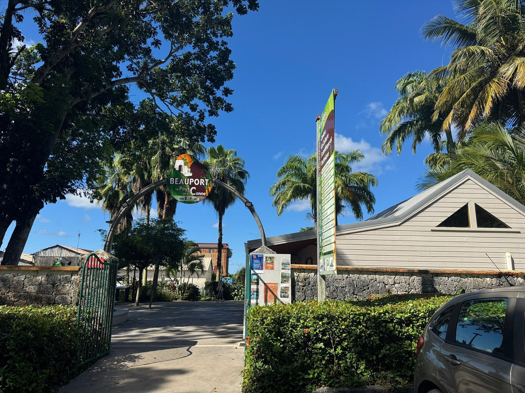 Beauport le Pays de la Canne-Port-Louis必去景点