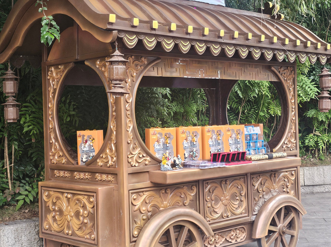 陡坡塘瀑布-镇宁布依族苗族自治县必去景点