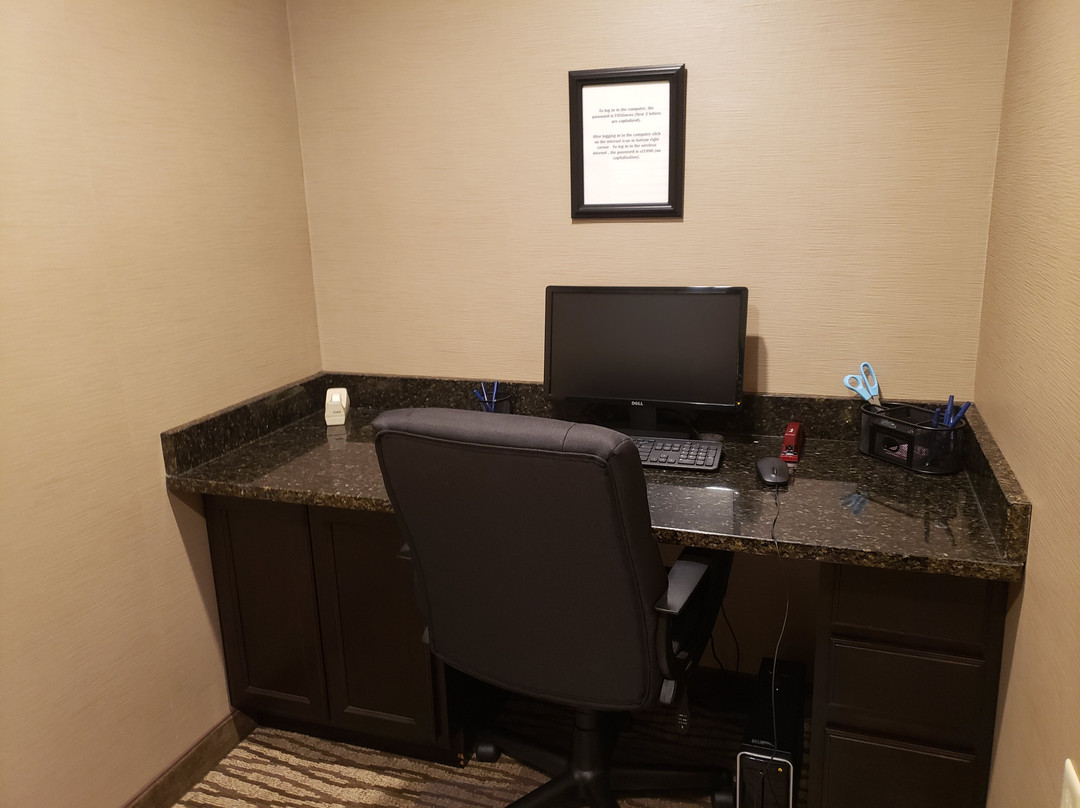 Comfort Inn & Suites Leeds I-20主图