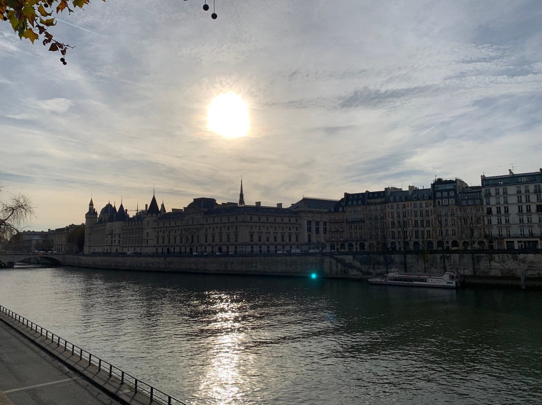 巴黎中央菜市场-巴黎必去景点