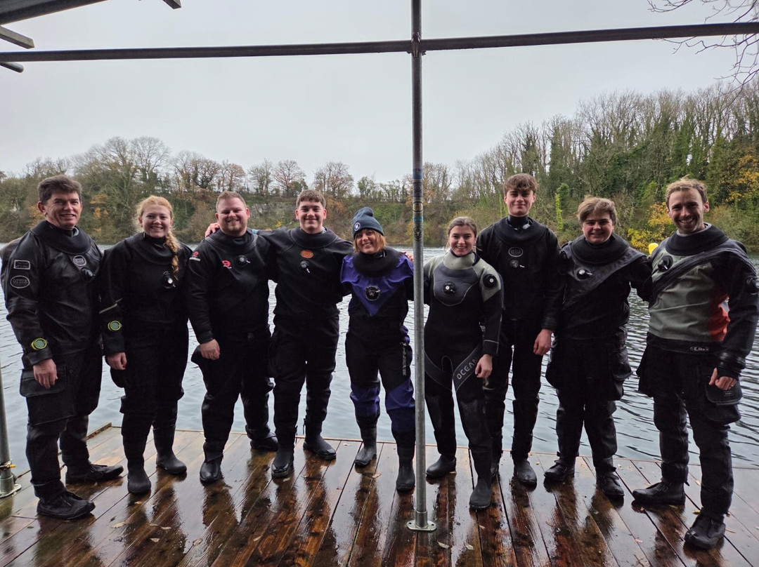 Hidden Depths Dive Centre-Yate必去景点