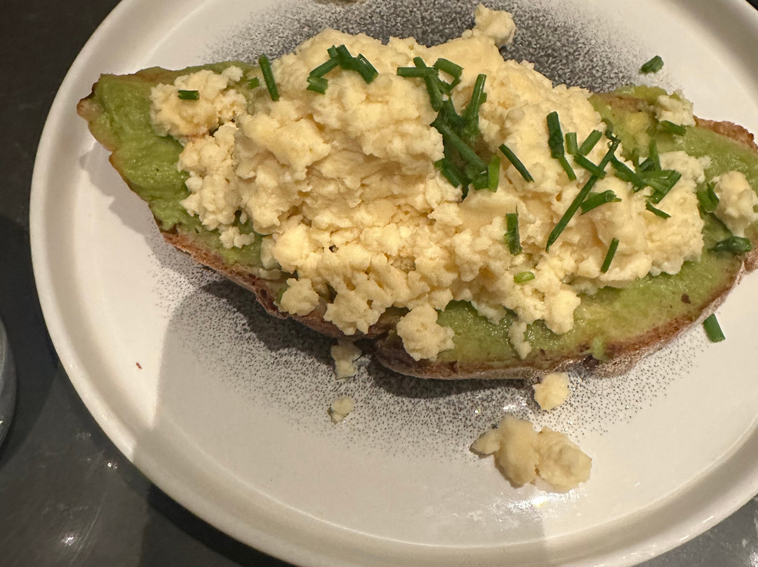 Clubrooms At Gatwick South Terminal-霍利必去景点