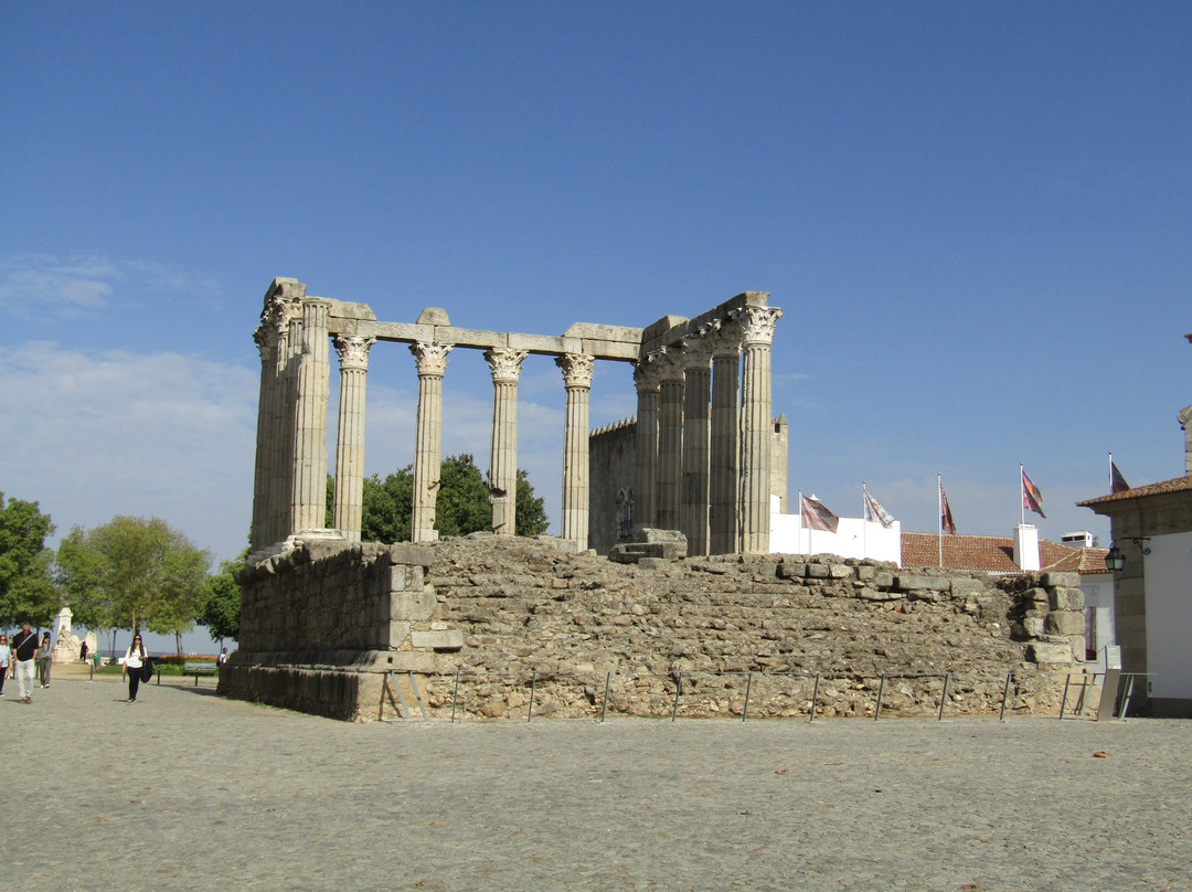 Templo Romano de Évora (Templo de Diana)-埃武拉必去景点