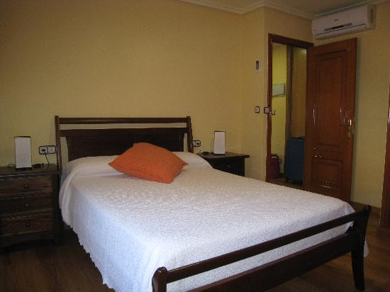 A Ermida酒店住宿-Apartamentos Ababides