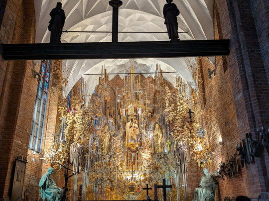 St. Bridget's Church (Kosciol sw. Brygidy)-格但斯克必去景点