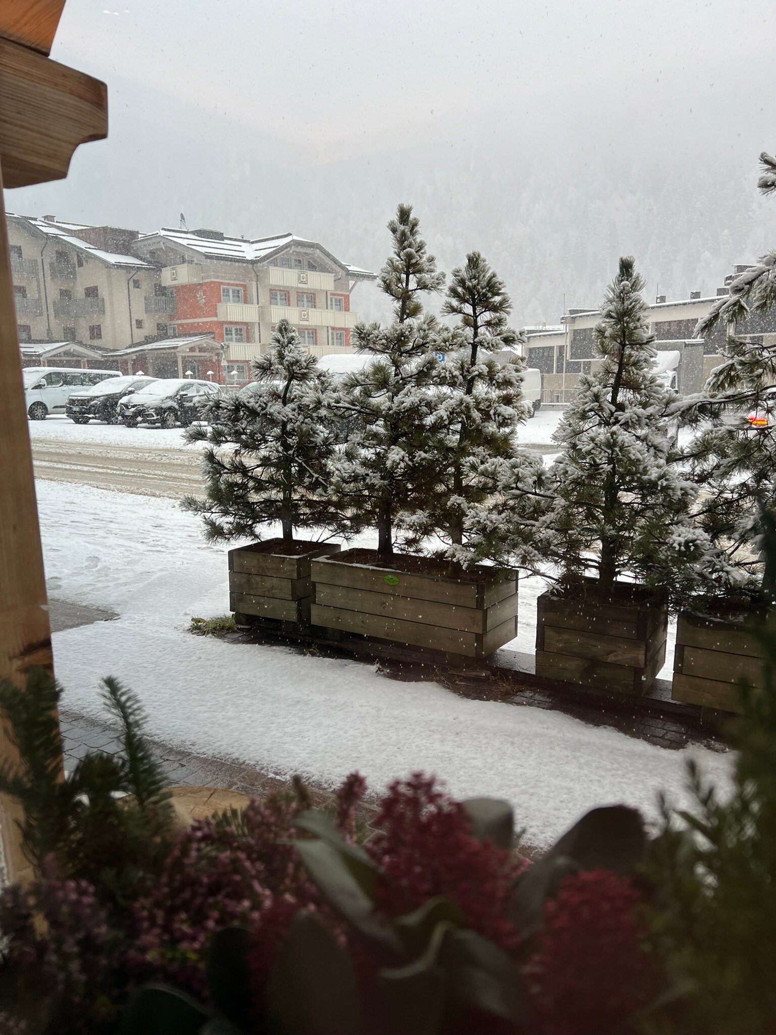 克罗佐恩酒店-官方