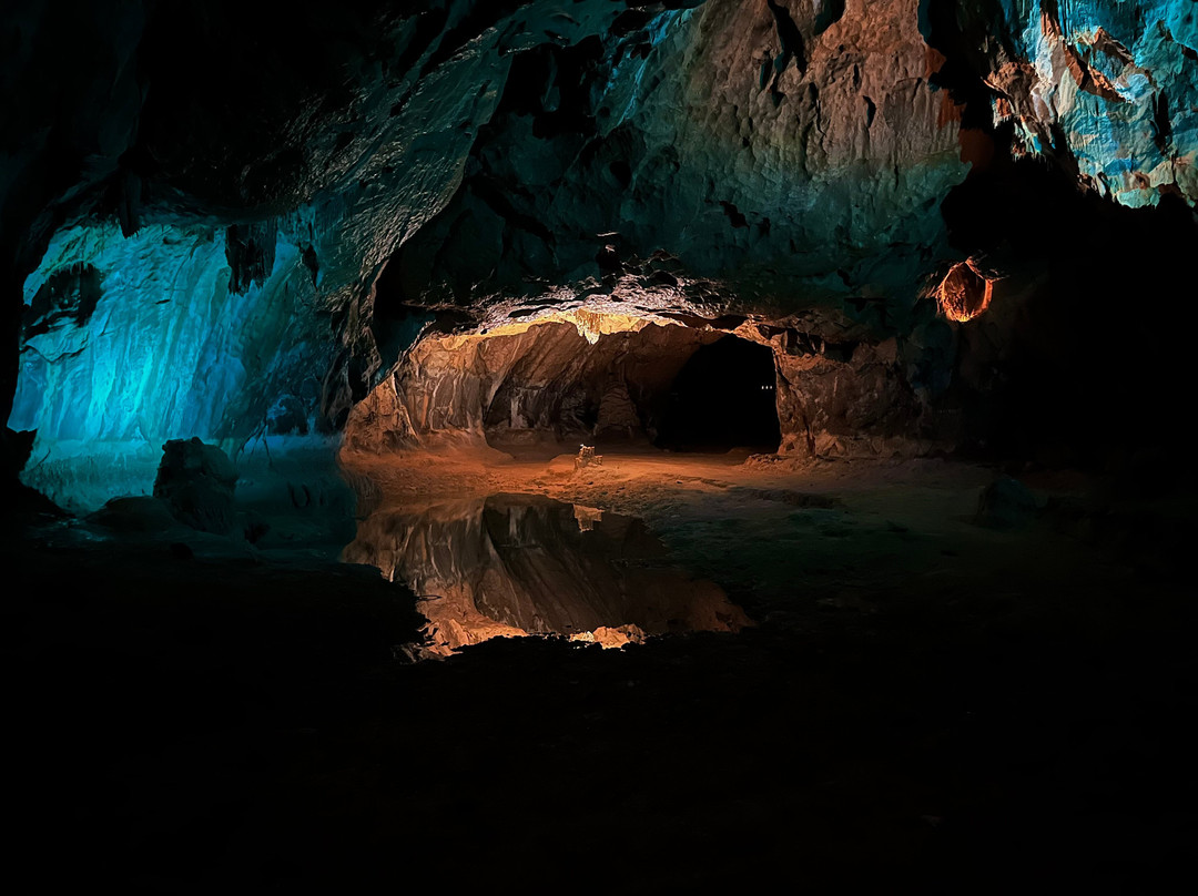 Grotte de Lombrives-Ussat必去景点