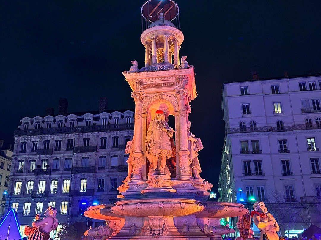 La Place des Jacobins-里昂必去景点