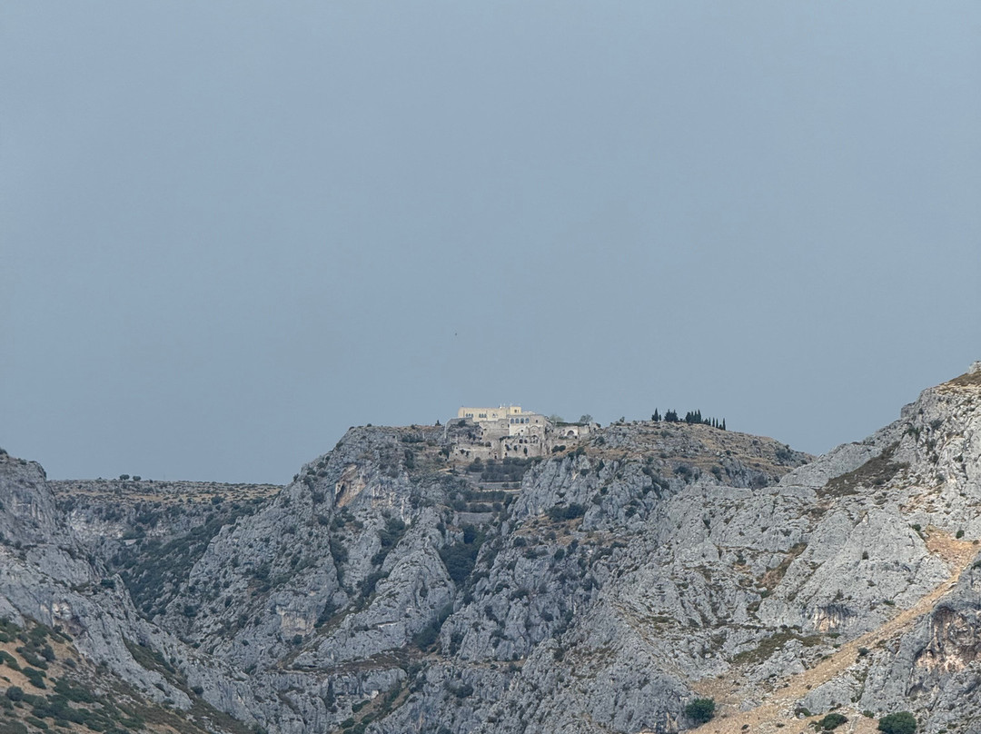 Santuario Madonna di Lourdes-Pulsano必去景点