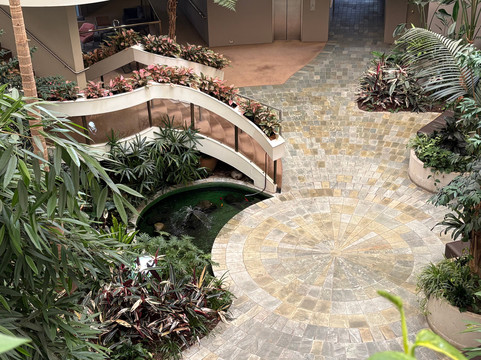 北伯恩酒店主图