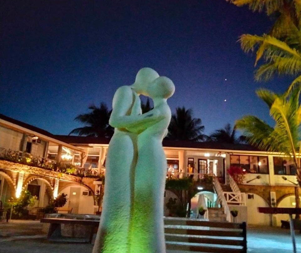 Sunbloom Beachfront Hotel And Restaurant Zambales