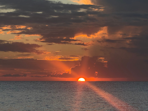 Hotel Raira Lagon主图