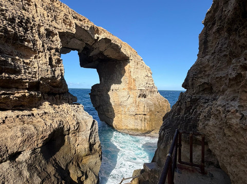 Wied il-Mielaħ Window-Gharb必去景点