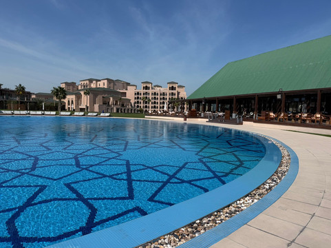 Royal Saray Resort主图