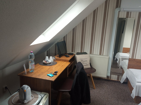 提博利亚旅馆主图