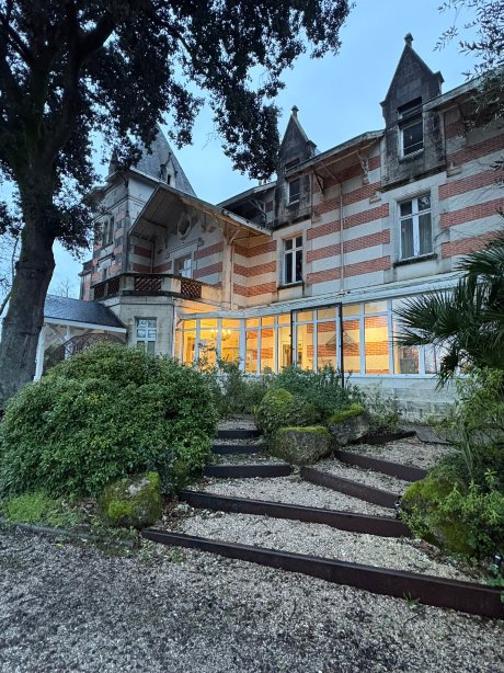 Hotel L'Yeuse-官方