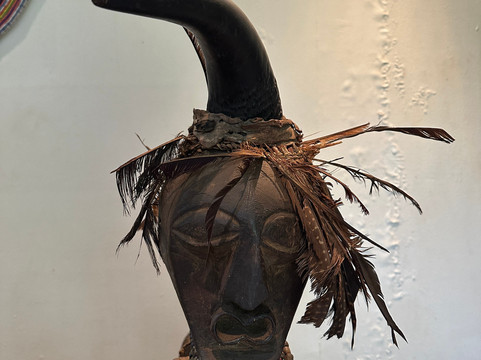 Gallery Antique-坎帕拉必去景点