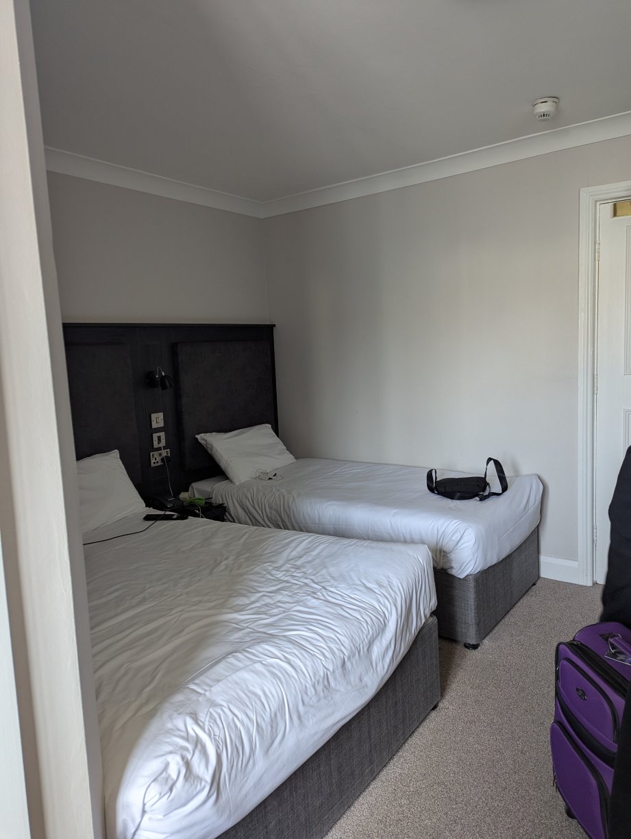 爱尔兰人酒店-官方