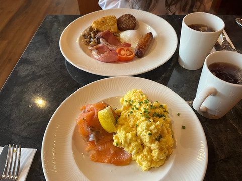 河滨公园酒店主图