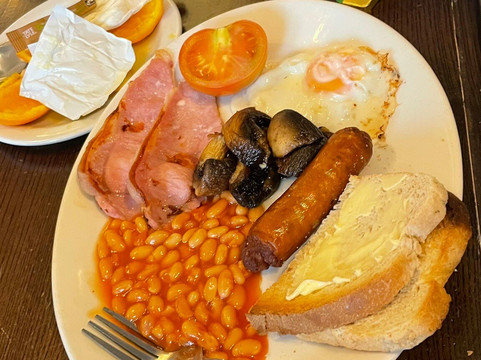 布伦特伍德酒店 - 格林国王旅馆主图