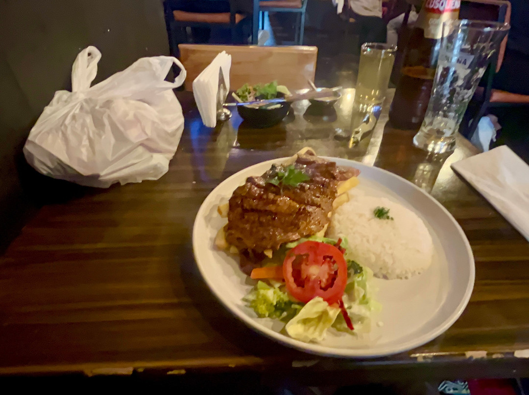 John House - Restobar