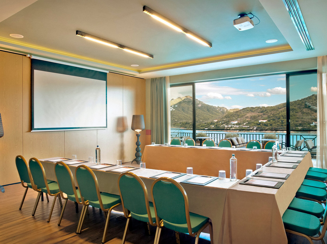 雅典阿提卡里维埃拉道玺温德姆酒店主图