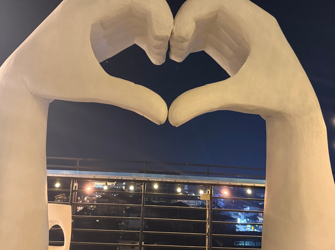 大象穿越酒店主图