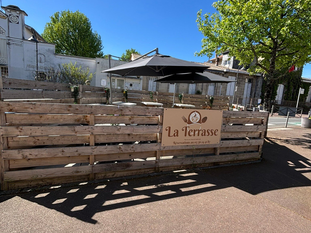 Familia Café