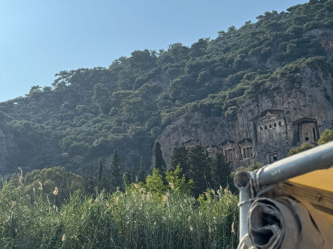 Ancient Rock Tombes-费特希耶必去景点