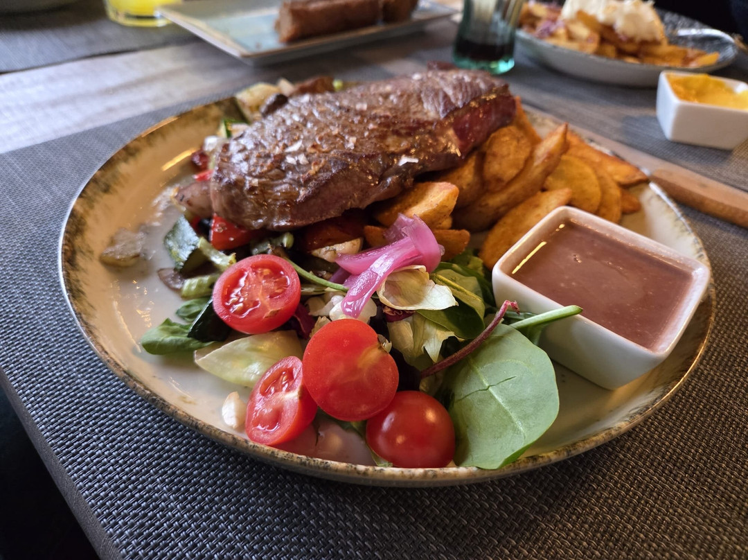 Chill Terrace Restaurant & Bar Orfű