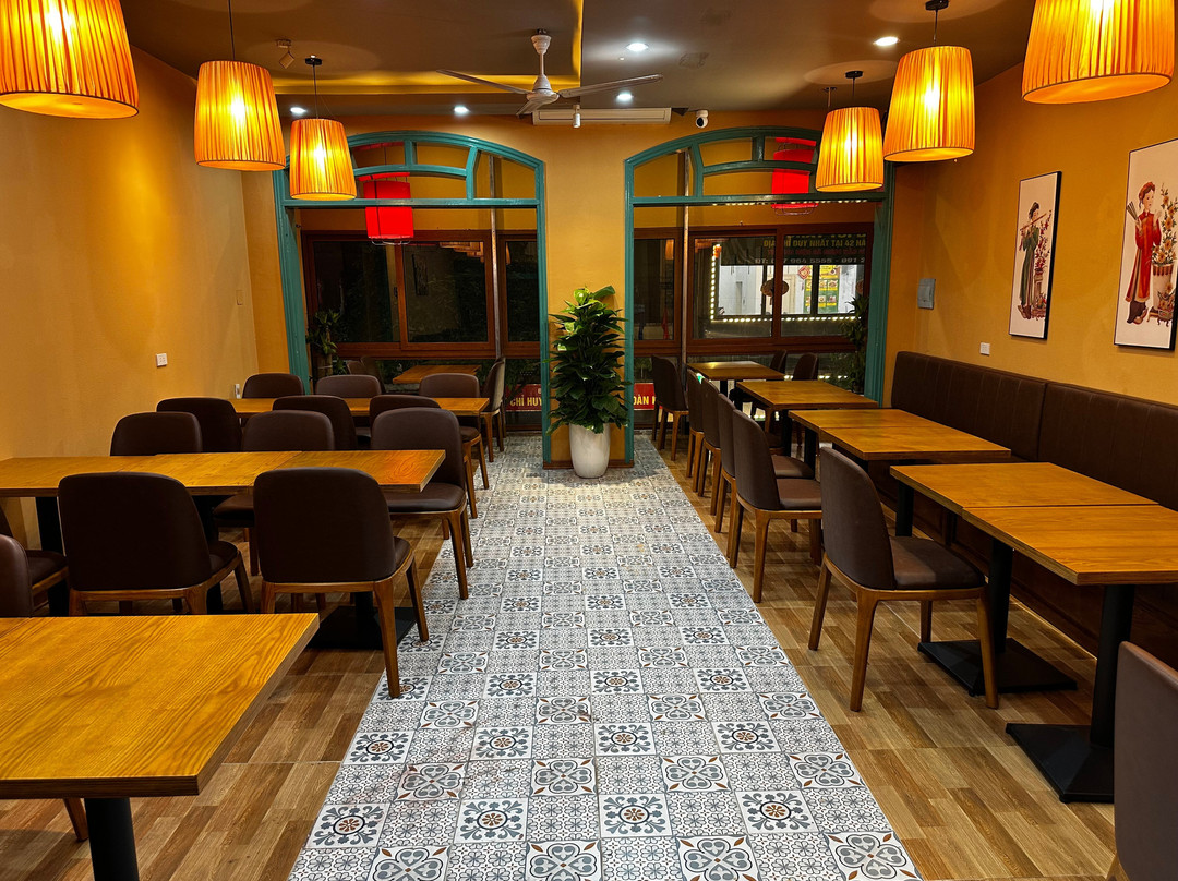 Hanoi Fusion Pub & Restaurant