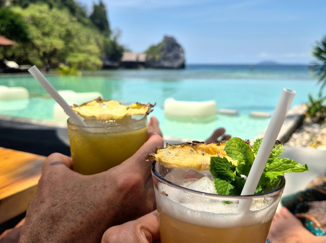 卡瓦延岛度假村-爱妮岛主图