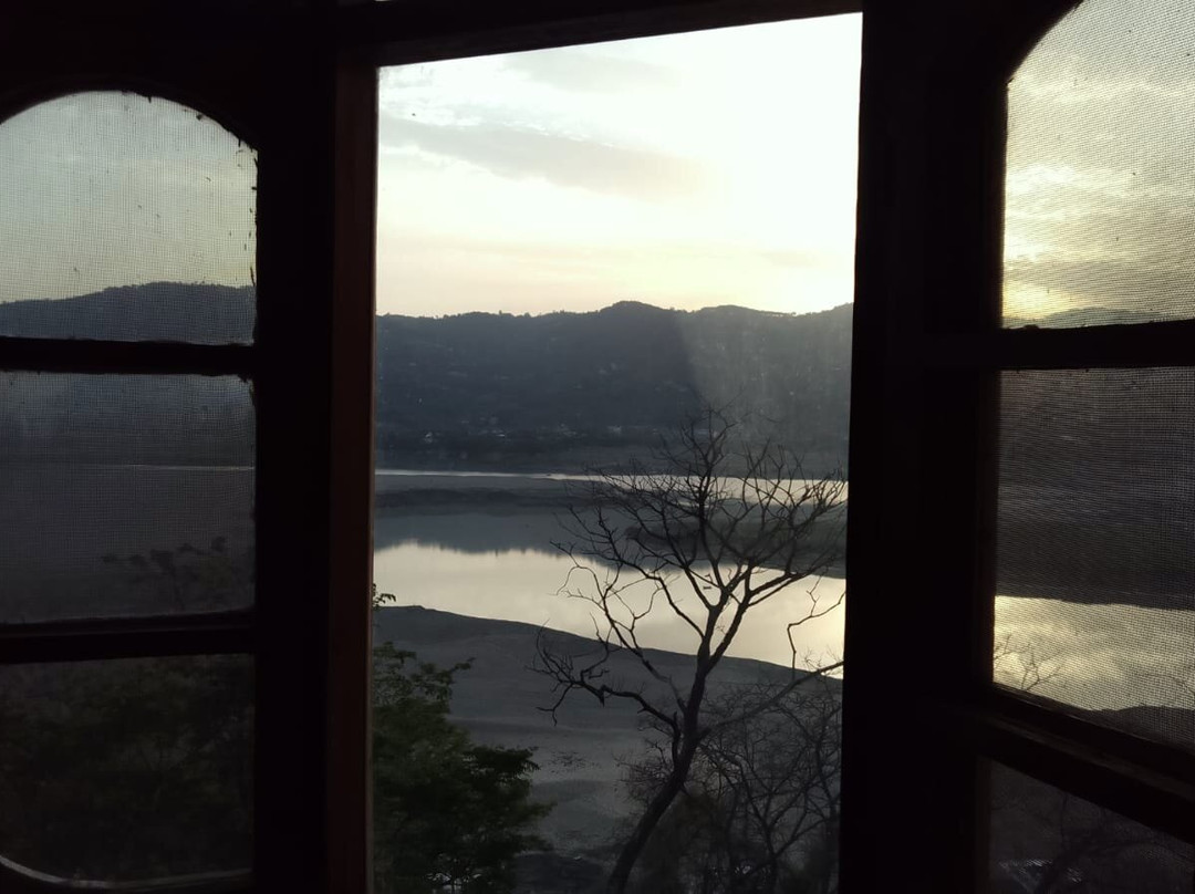 Hotel Lake View (HPTDC)主图