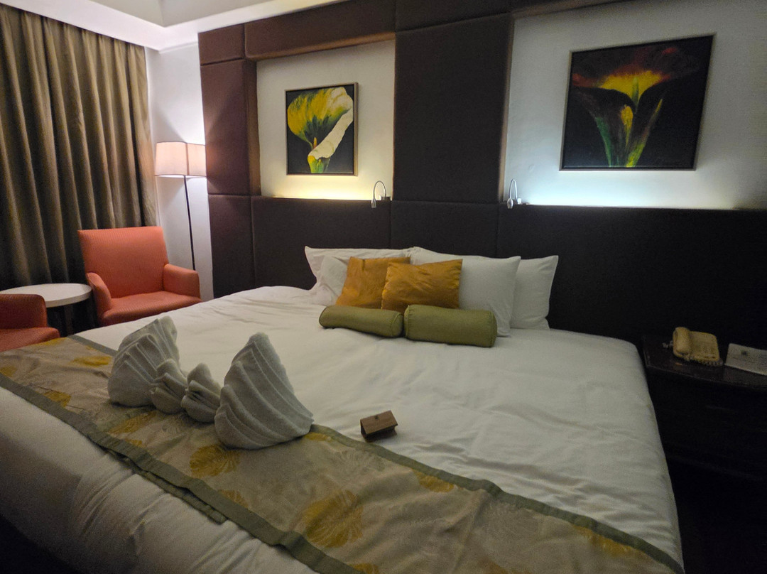 茧精品酒店主图