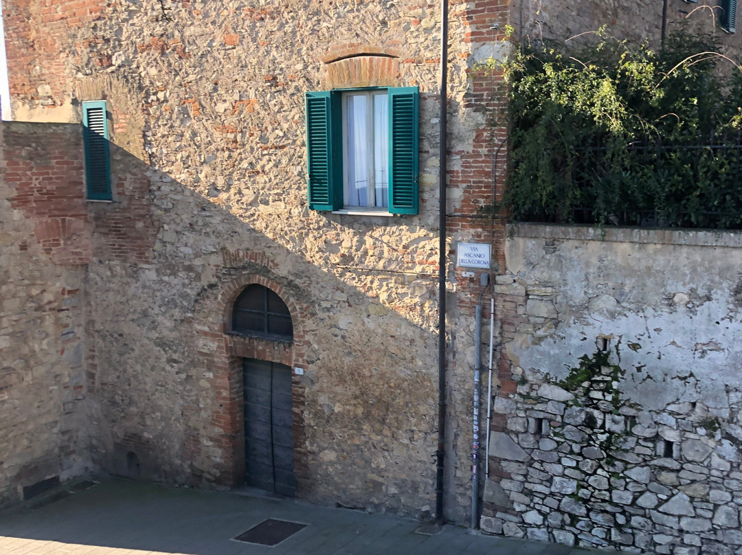 La Porta Perugina-Castiglione del Lago必去景点