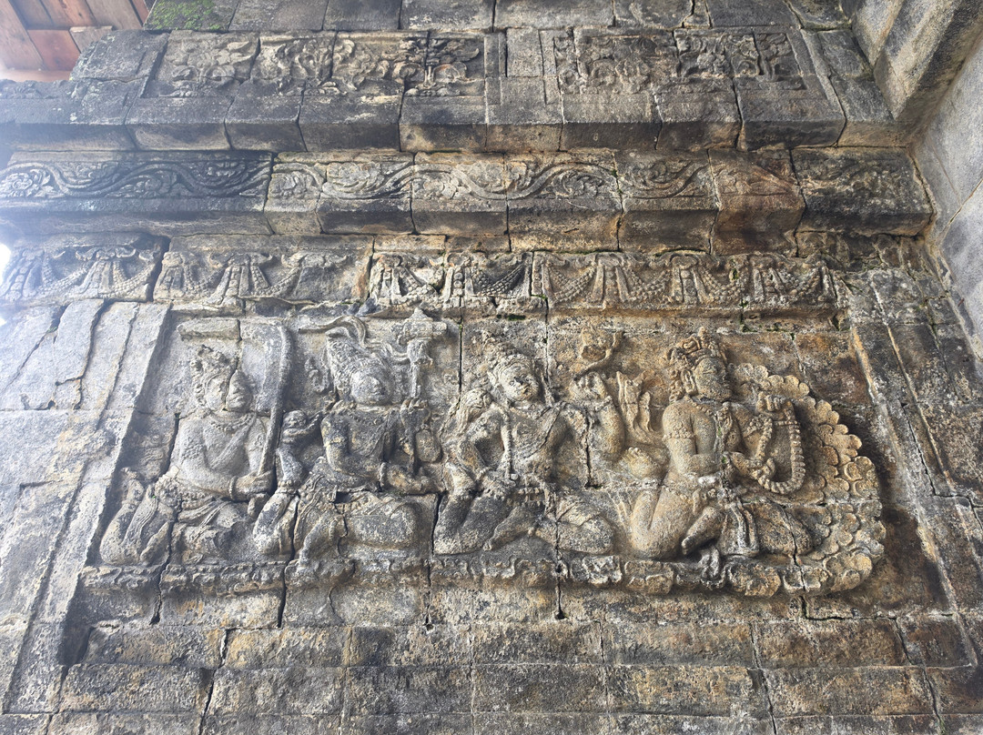 Mendut Buddhist Monastery-Mungkid必去景点