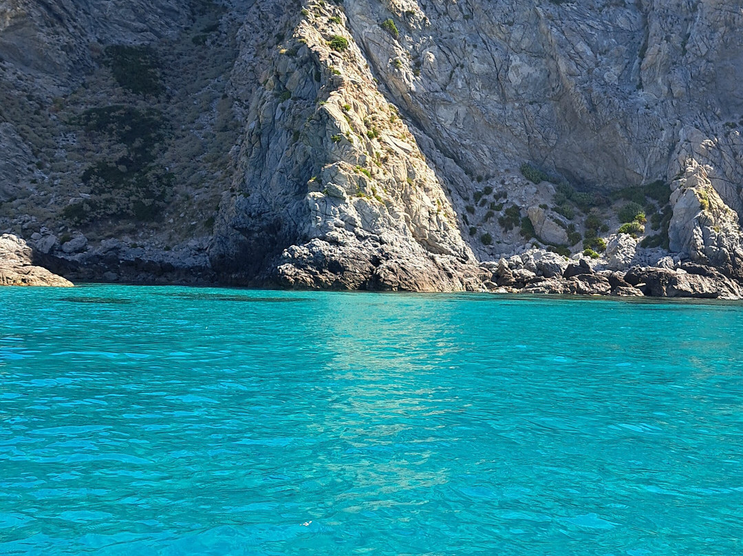 Grotticelle Beach-Capo Vaticano必去景点