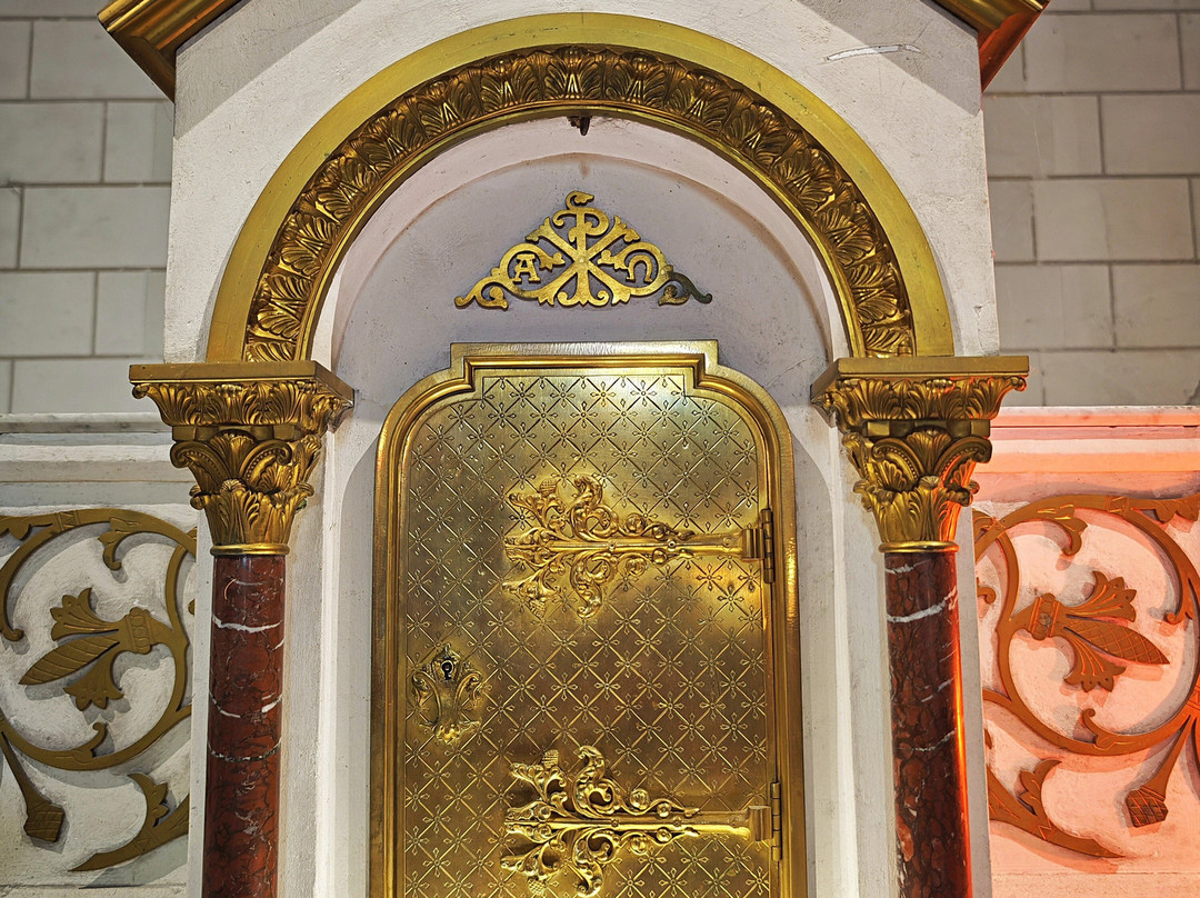 Eglise Saint Maixent-Veigne必去景点