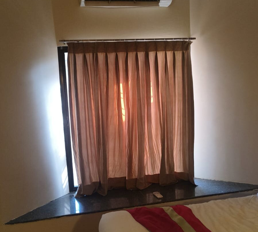 橄榄度假村主图