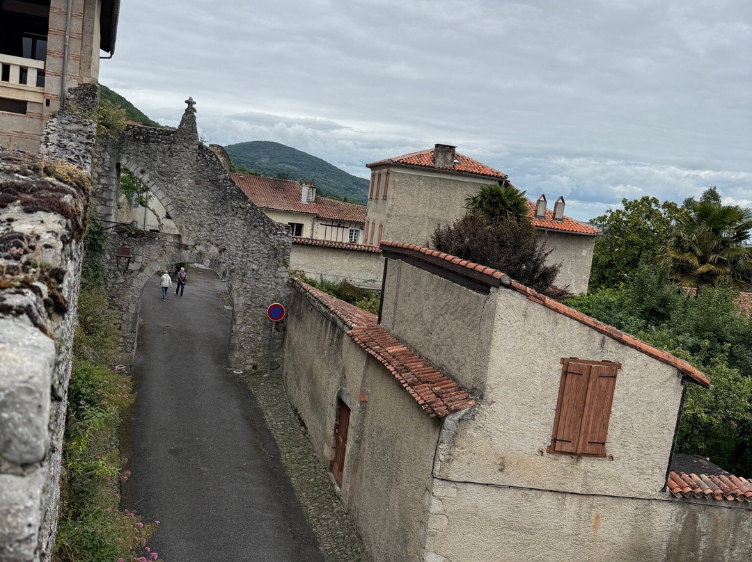 Enceinte de la ville haute de Saint-Bertrand-de-Comminges-Saint-Bertrand-de-Comminges必去景点