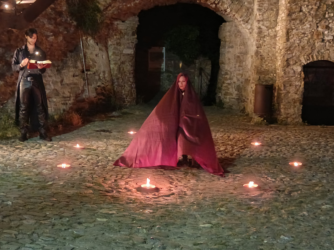 Autunnonero Ghost Tour Dolceacqua-Dolceacqua必去景点