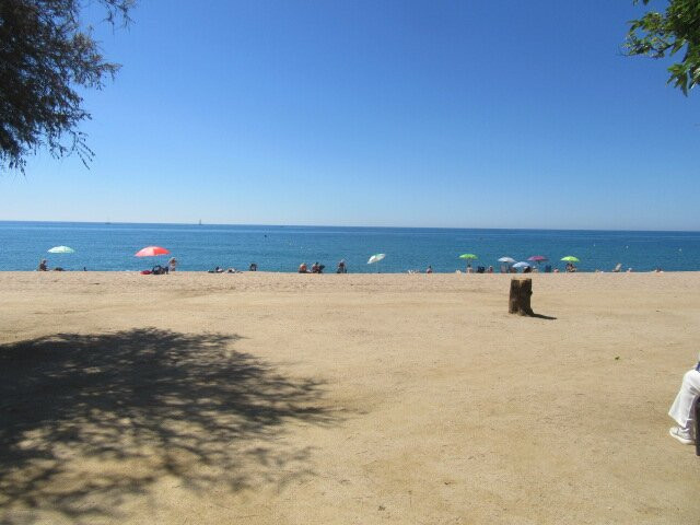 Pinada Beach-Pineda de Mar必去景点