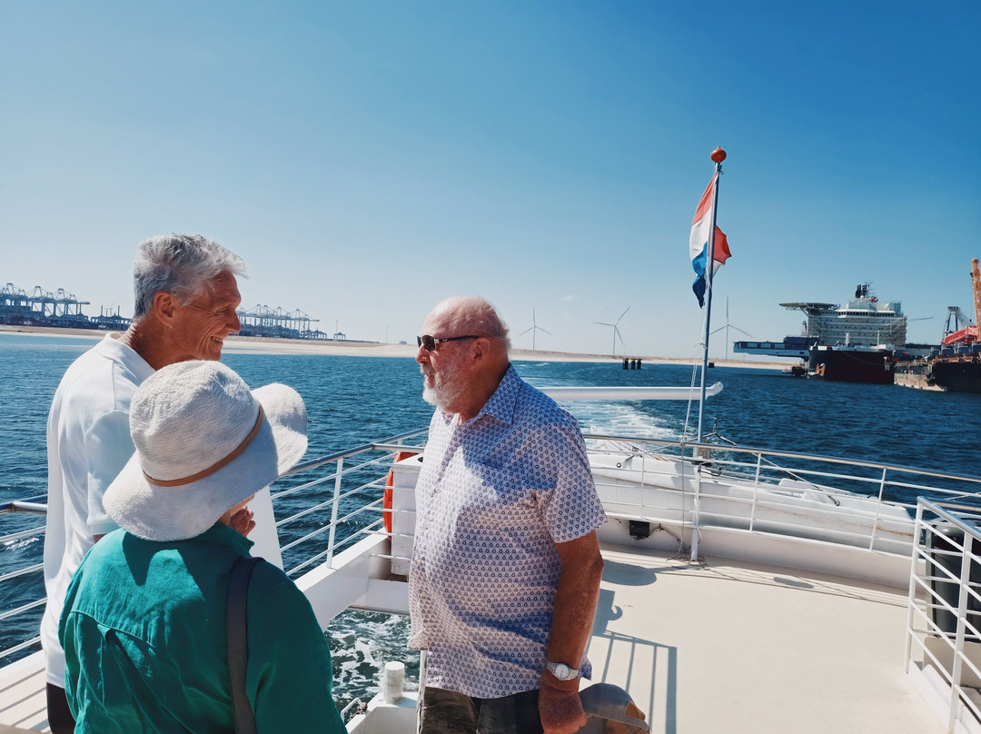 Rondvaart Europoort-Hoek van Holland必去景点
