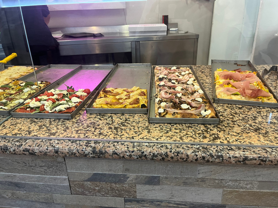 Eden Pizzeria Tavola Calda