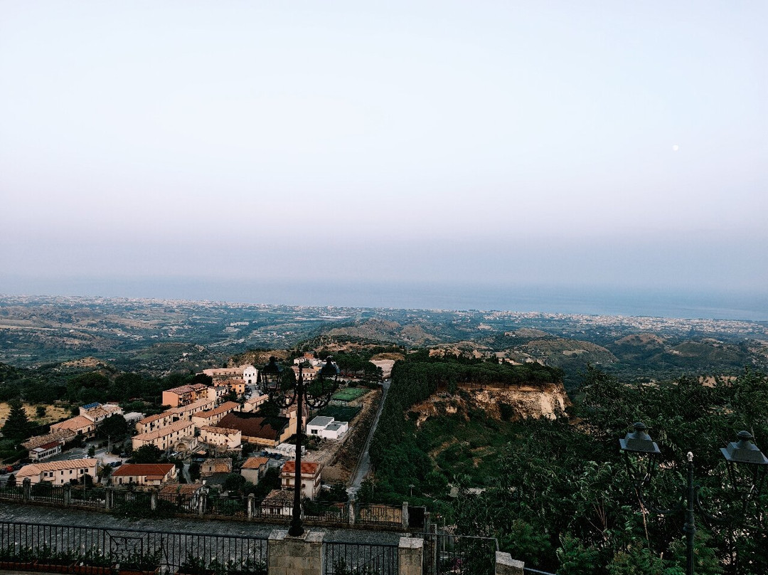 Centro Storico-Gerace必去景点
