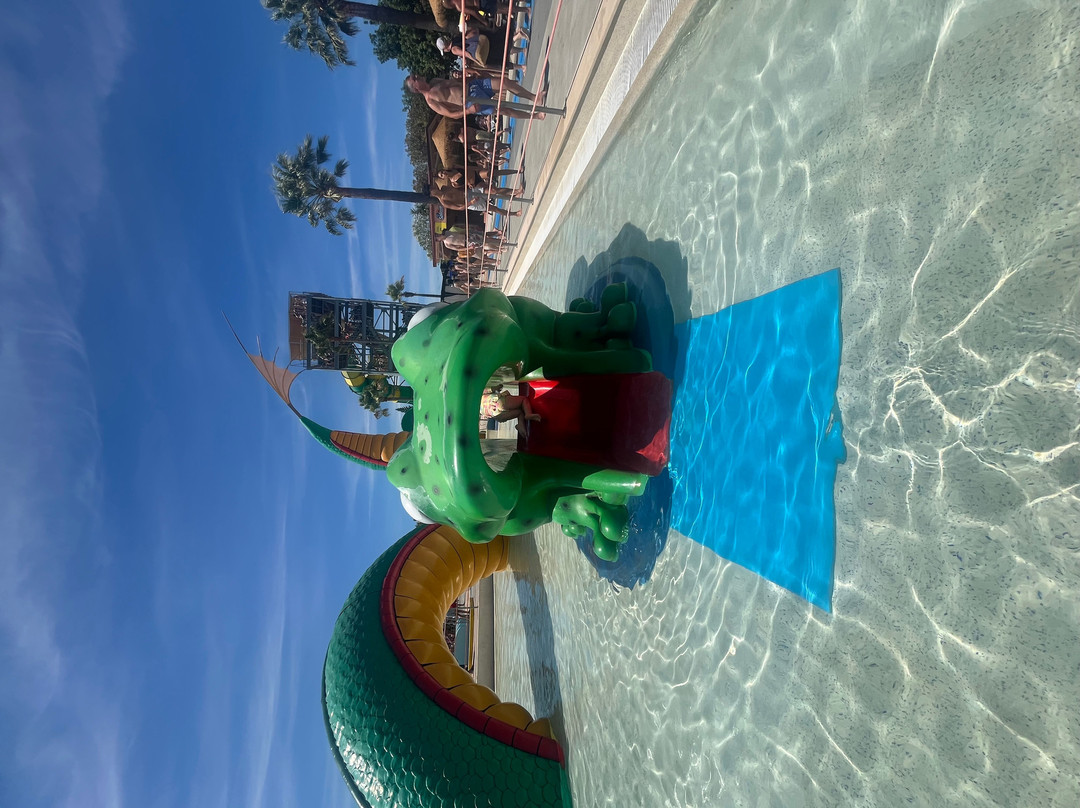 Slide & Splash - Parque Aquatico - Water Slide Park-拉戈阿必去景点