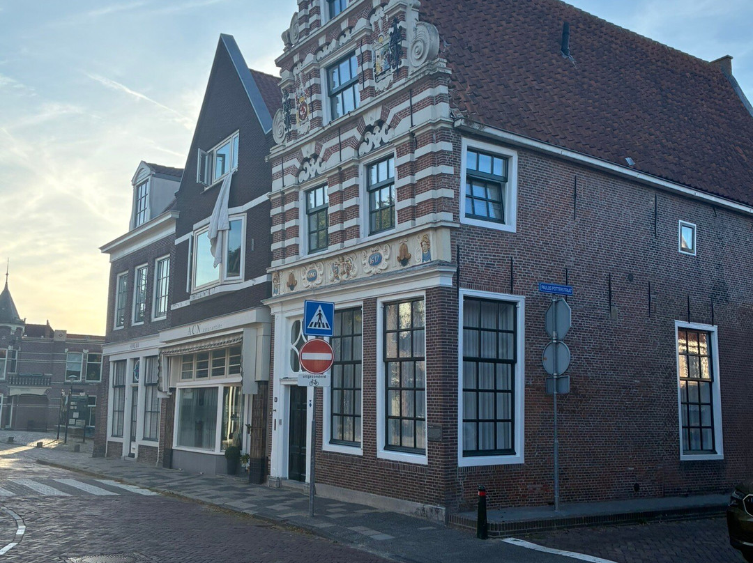 Cortshuis (1617)-恩克赫伊曾必去景点