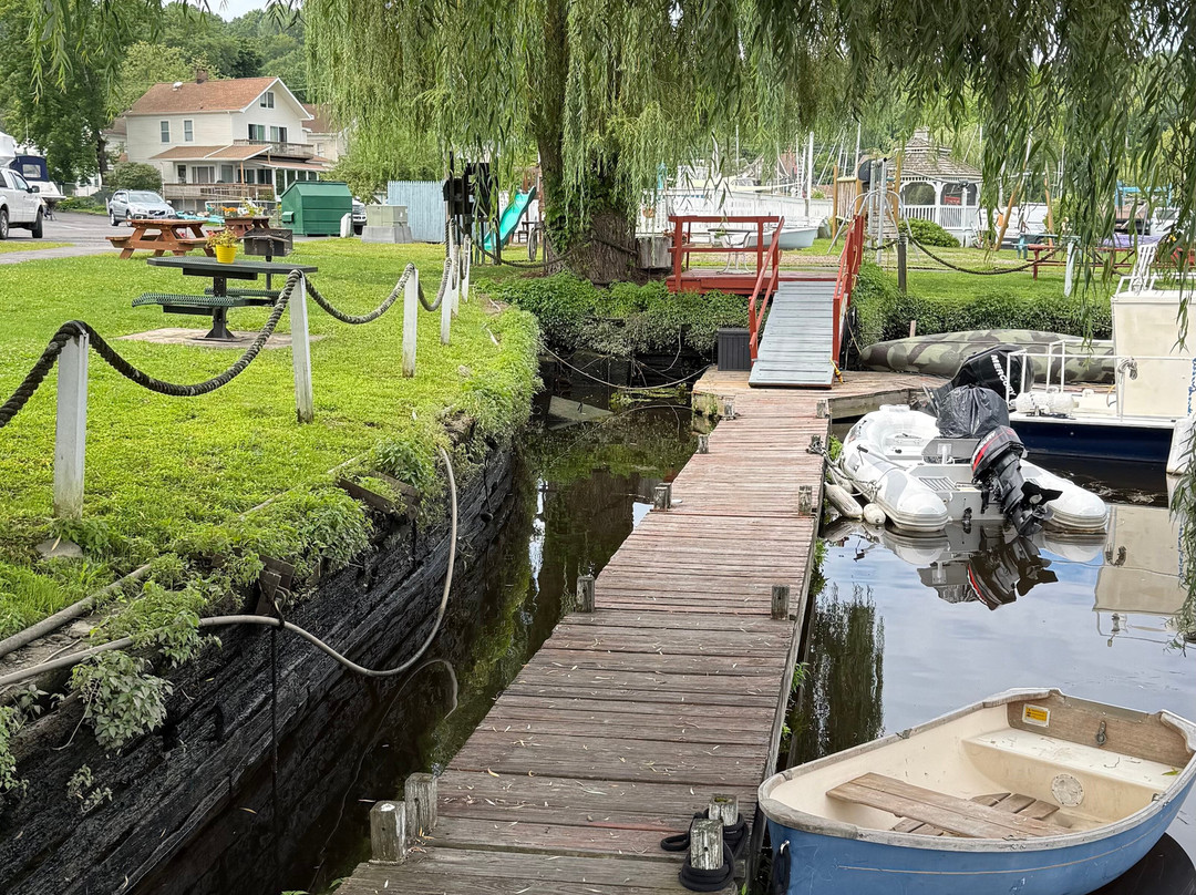 Rondout Yacht Basin-Connelly必去景点