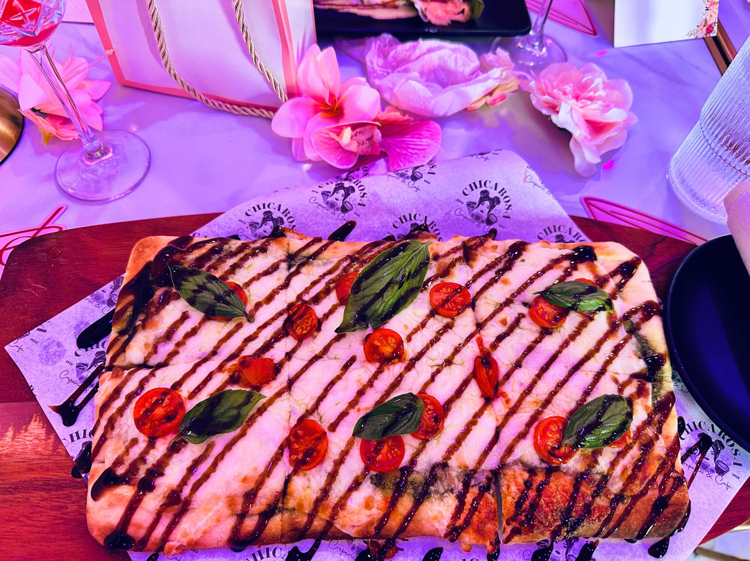 Chica Rosa Creperie & Cafe