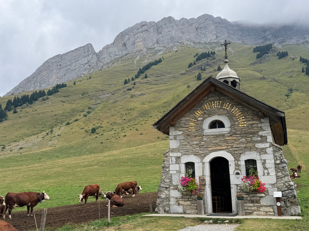 Chapelle Sainte Anne-La Giettaz必去景点
